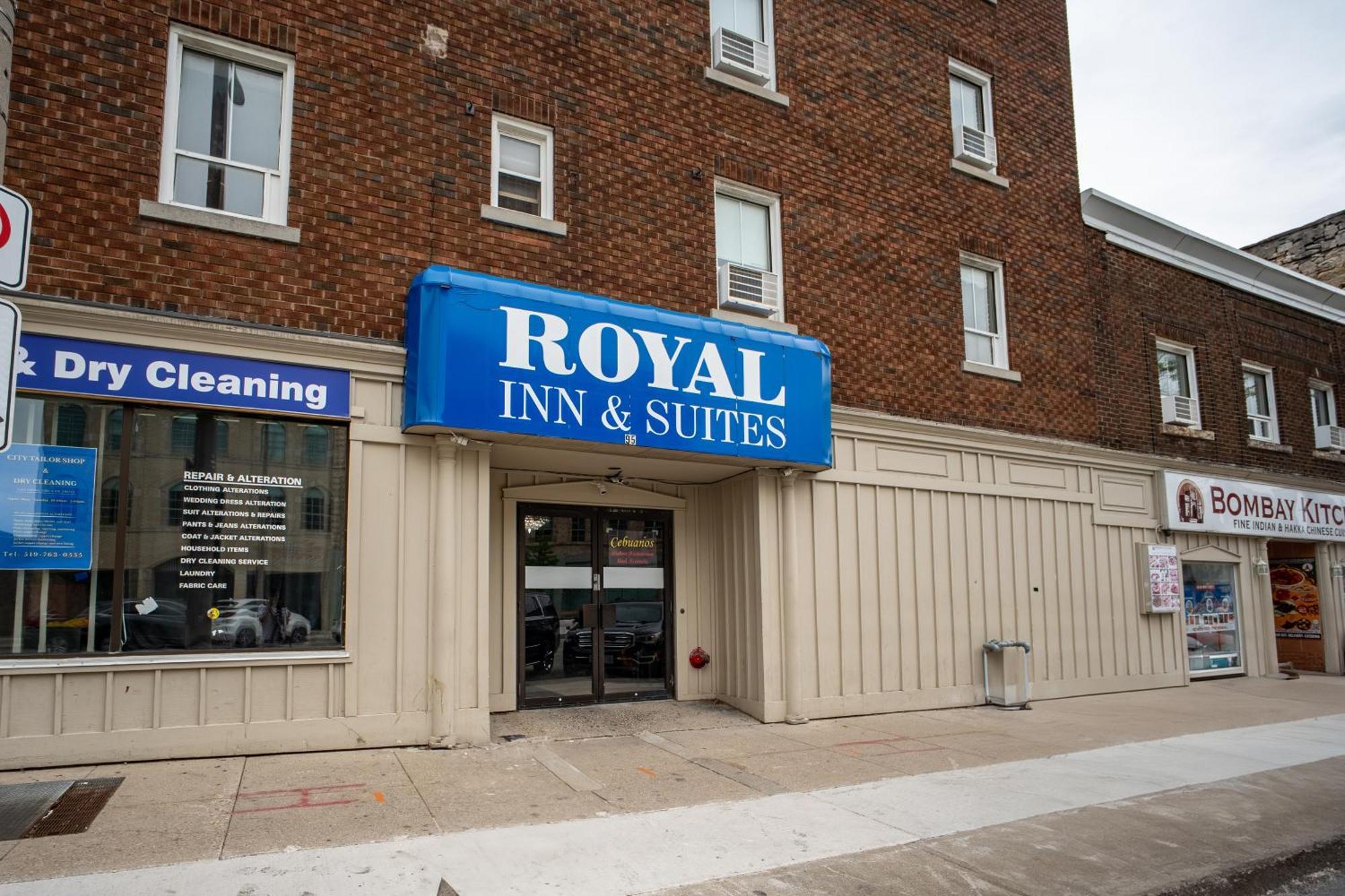 Royal Inn & Suites Guelph Exterior foto