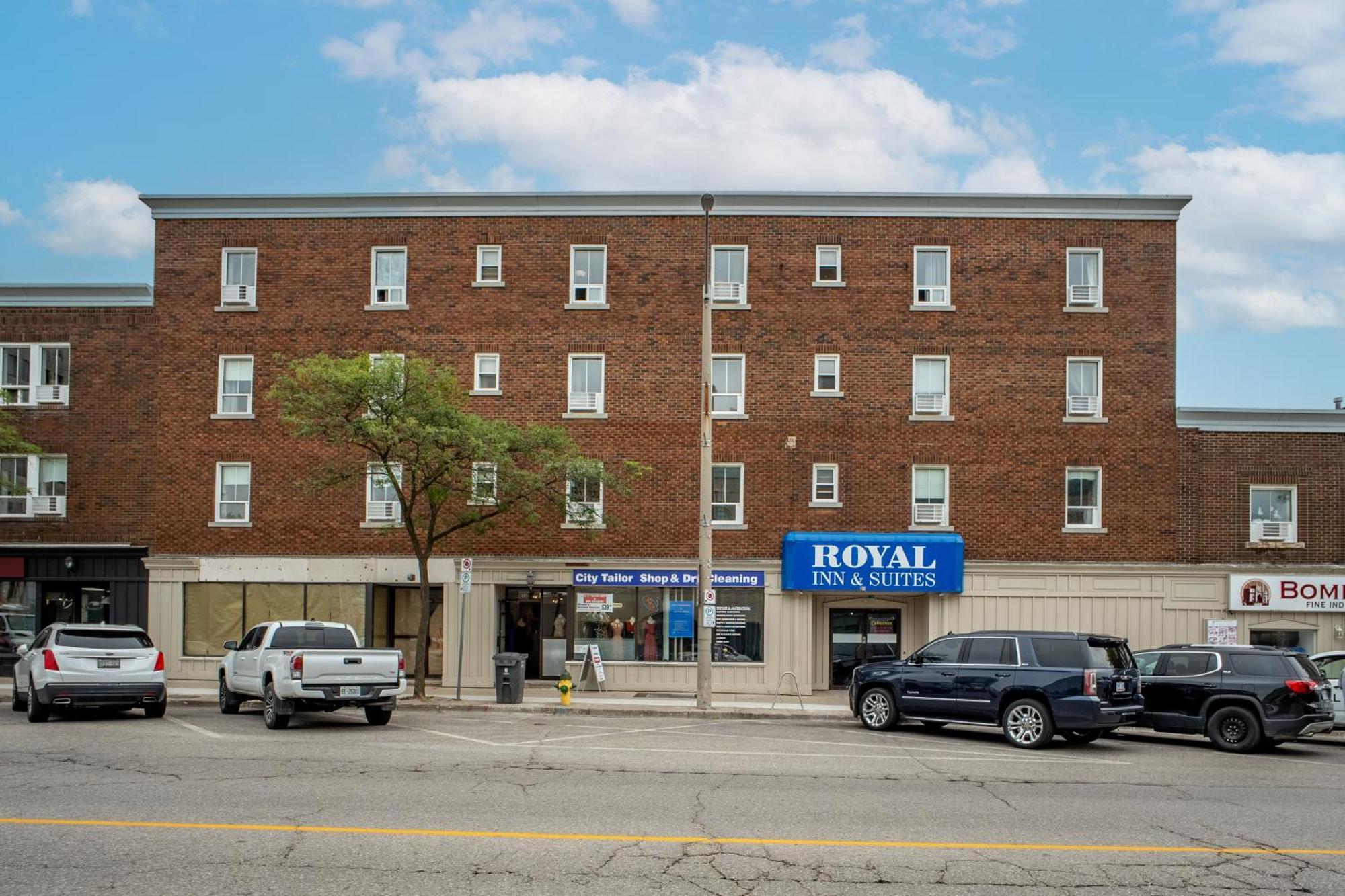 Royal Inn & Suites Guelph Exterior foto